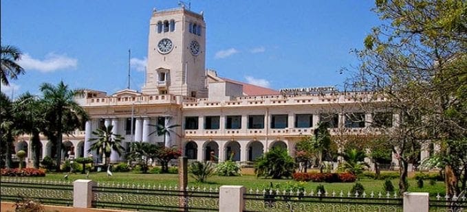 Top Distance MBA programs in India  - 1