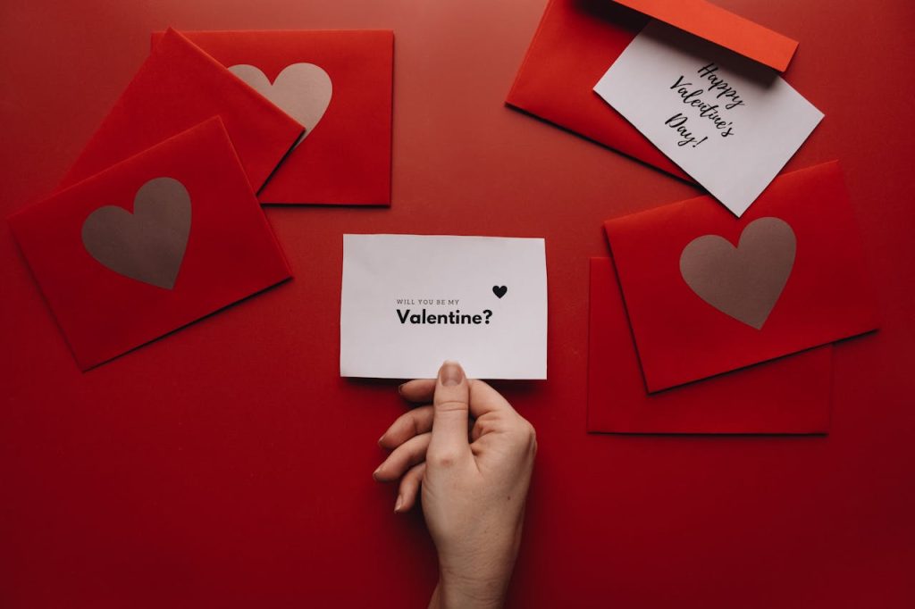 Delight your distant partner on valentine's day