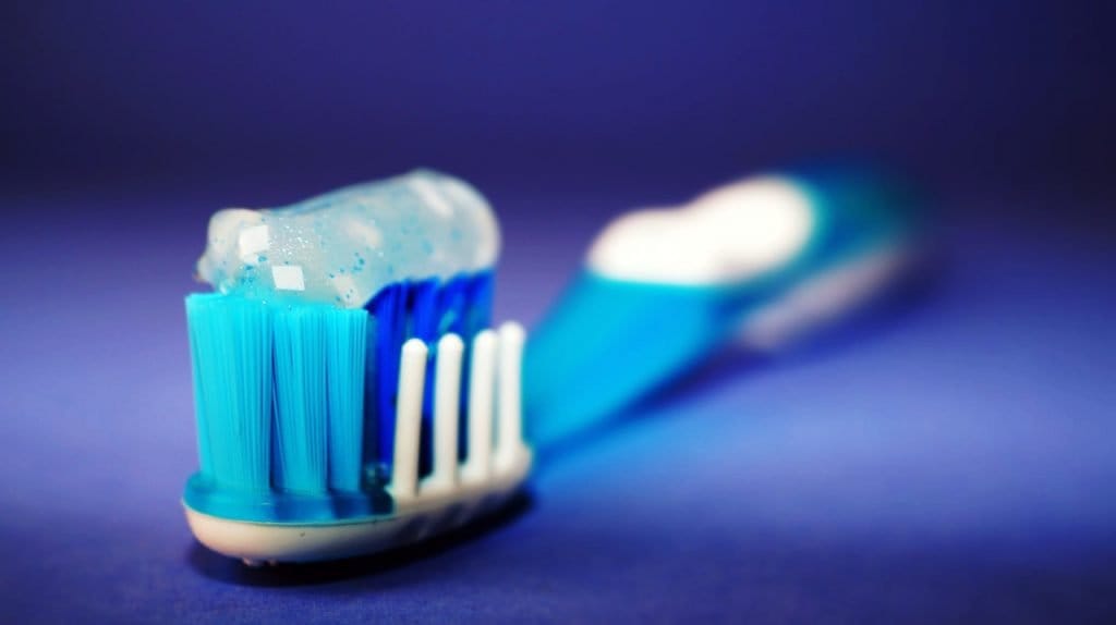 Brush (2)