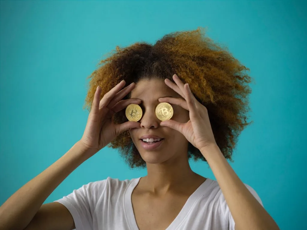 Bitcoin replaces the currency?