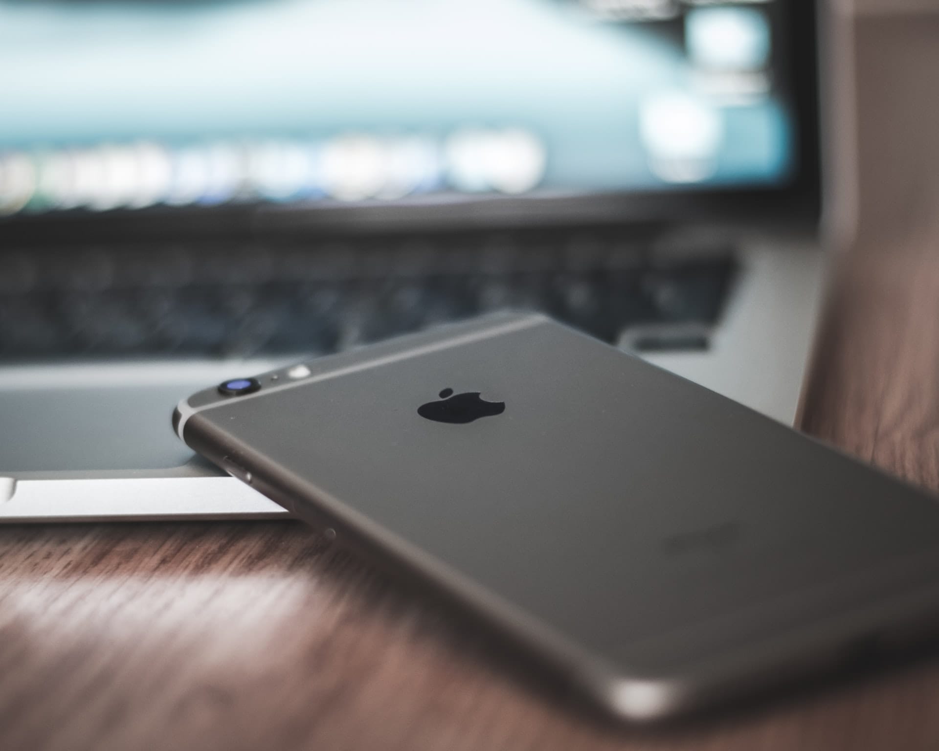 Simple   Guide   to   Transfer   Photos   Using  EaseUS   MobiMover - 60