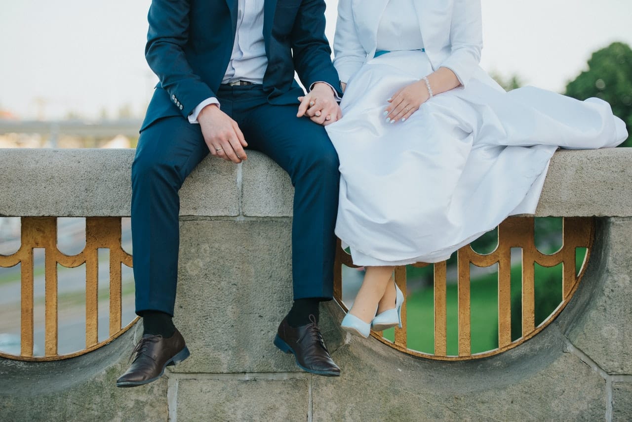 When do couples need to attend marriage therapy