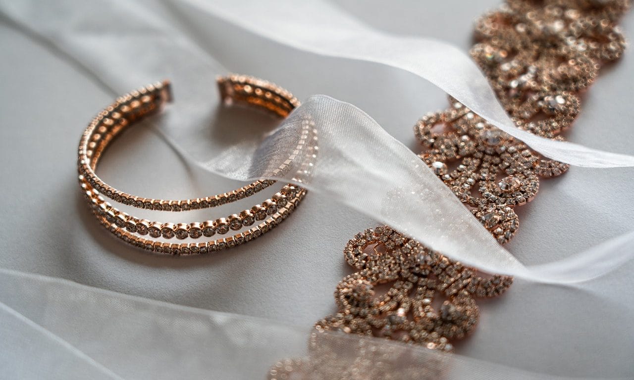 Trending Jewellery Brands Every Women Loves