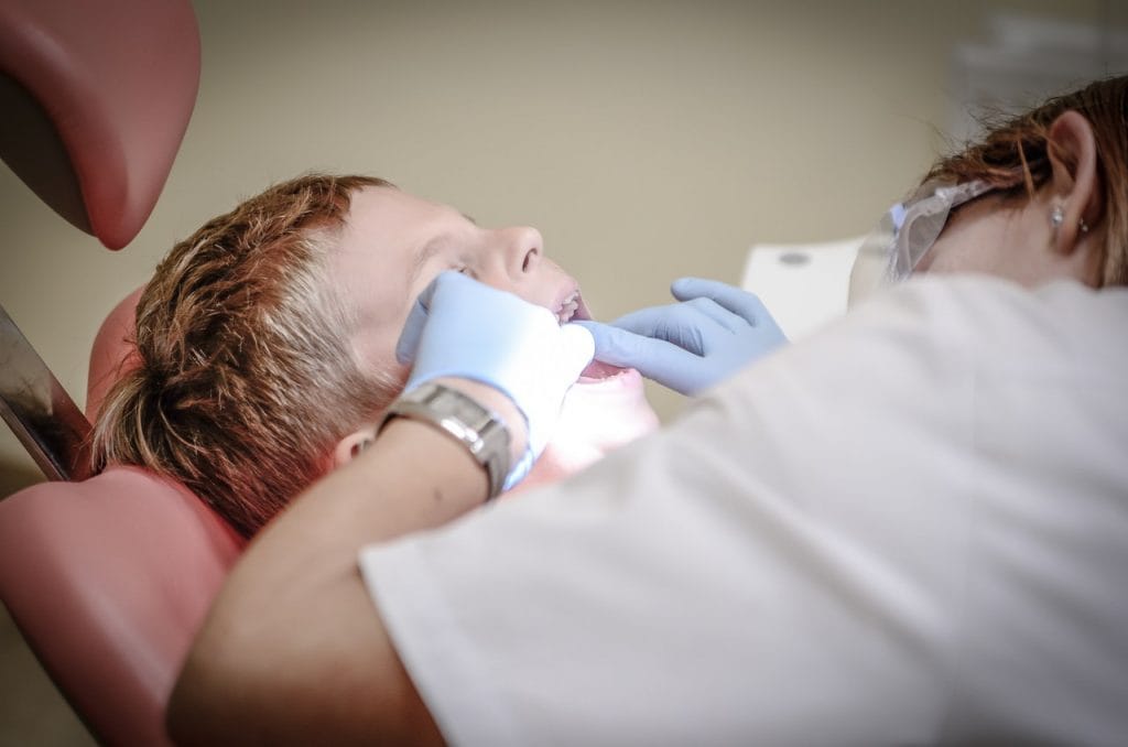 Ways to keep your teeth healthy