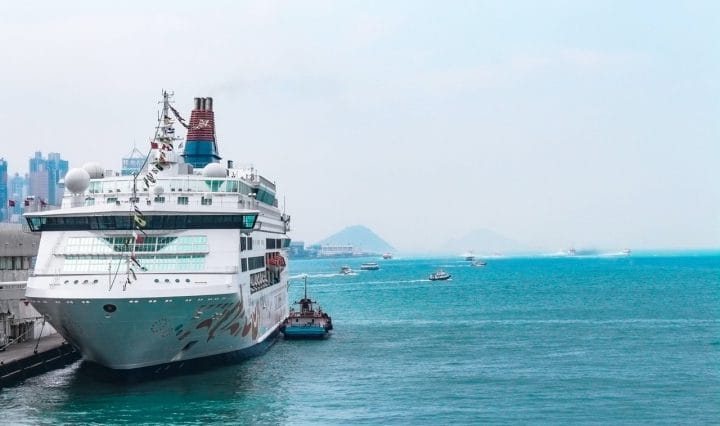 Best Boat Rentals In America & Canada