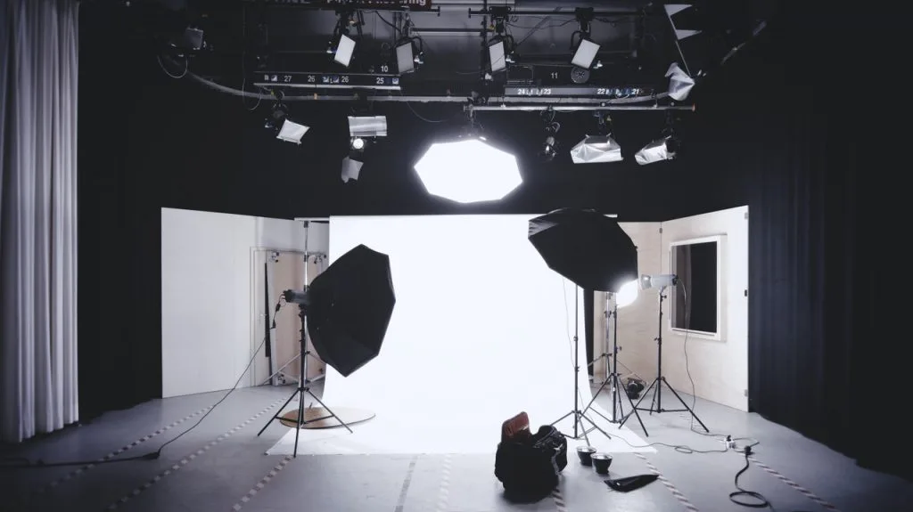 When using a backdrop for your photoshoot