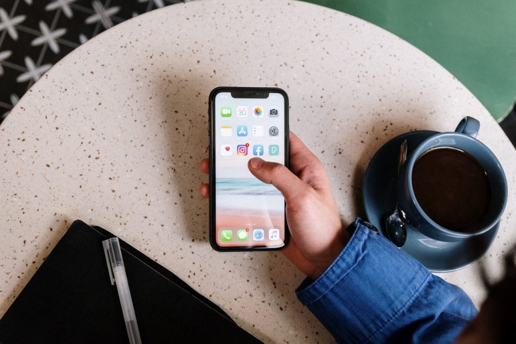 Easy replies to instagram comments