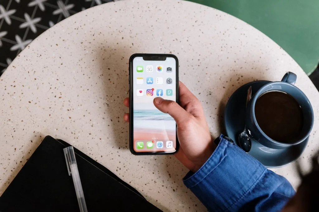 Easy replies to instagram comments