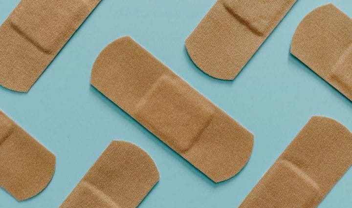 How To Treat A Cut Finger In 3 Easy Steps Min