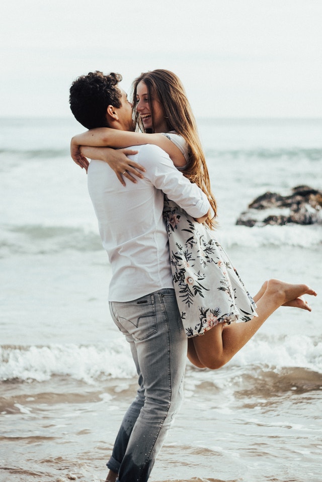 Carnival Engagement Session | Karay + David — Karina & Maks -Portland  Wedding Photographer | Couple photography poses, Cute couple pictures,  Romantic couples photography