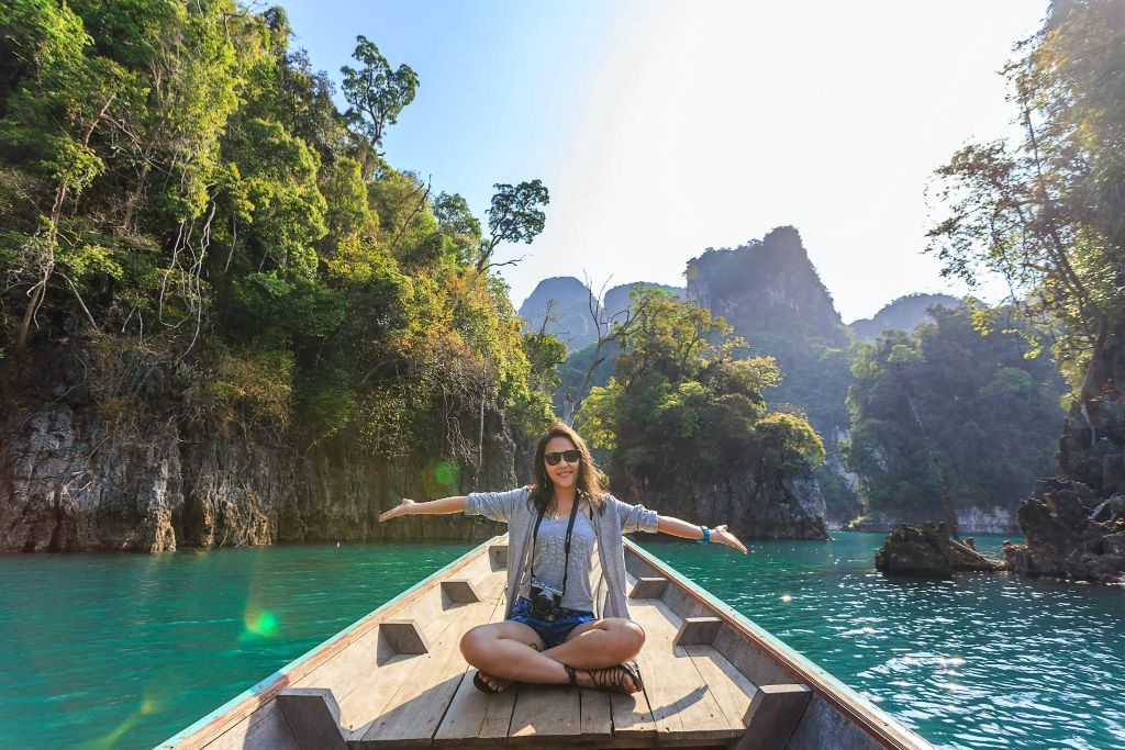 Essential Things Not To Forget While Travelling Overseas