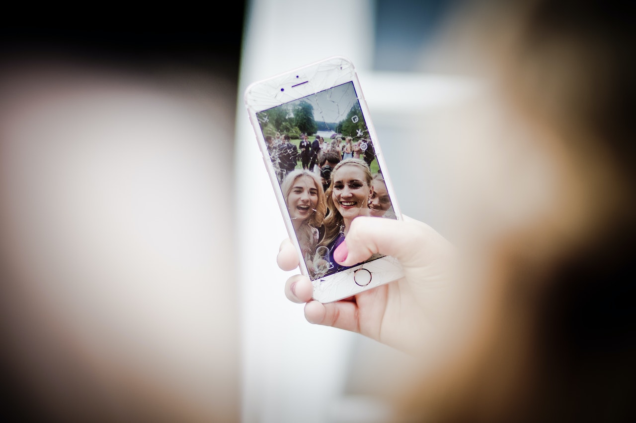 Trendiest Snapchat Filters For Selfies