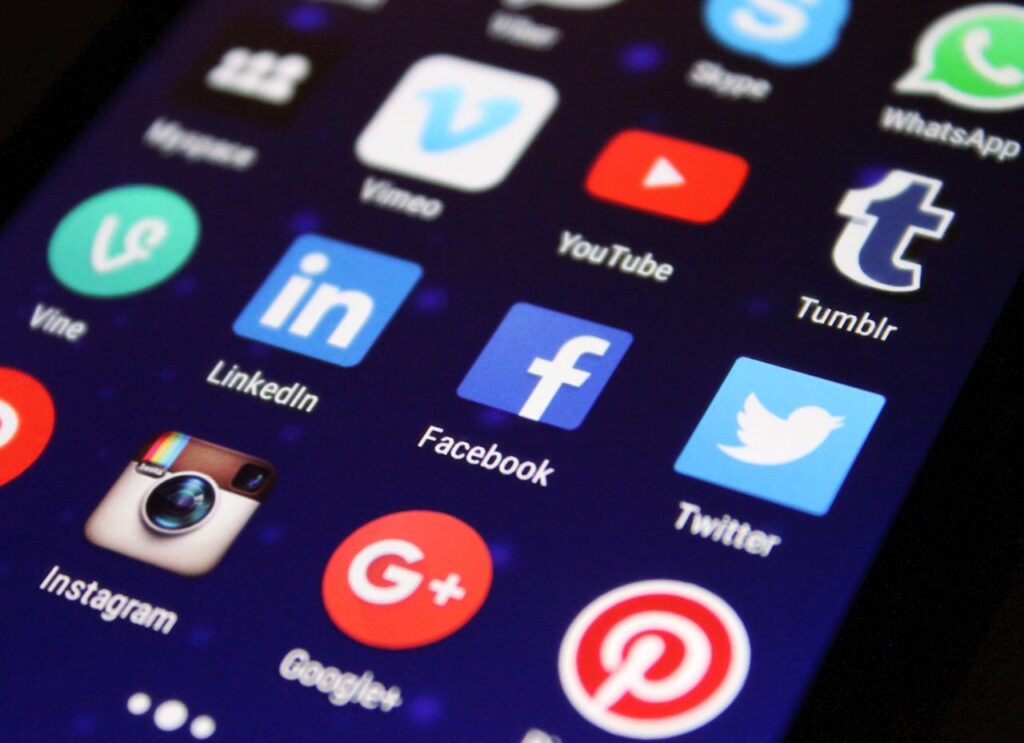 Best ai tools for social media management