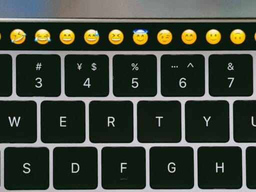 Emoji comments for instagram