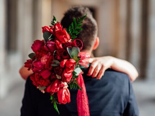 Red and maroon wedding theme ideas