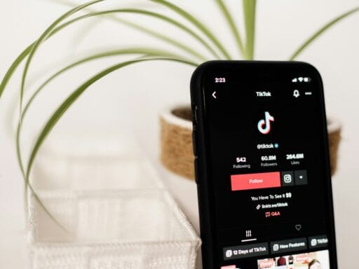 How to add a link to tiktok bio