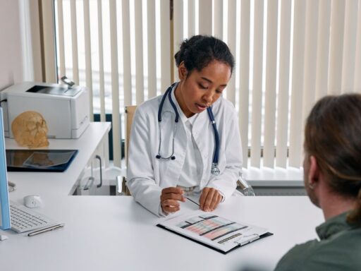 Signs you might be experiencing medical negligence