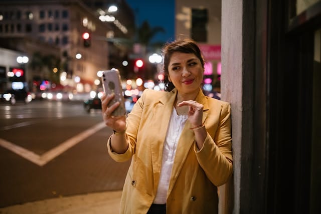 Top cool whatsapp bio ideas 