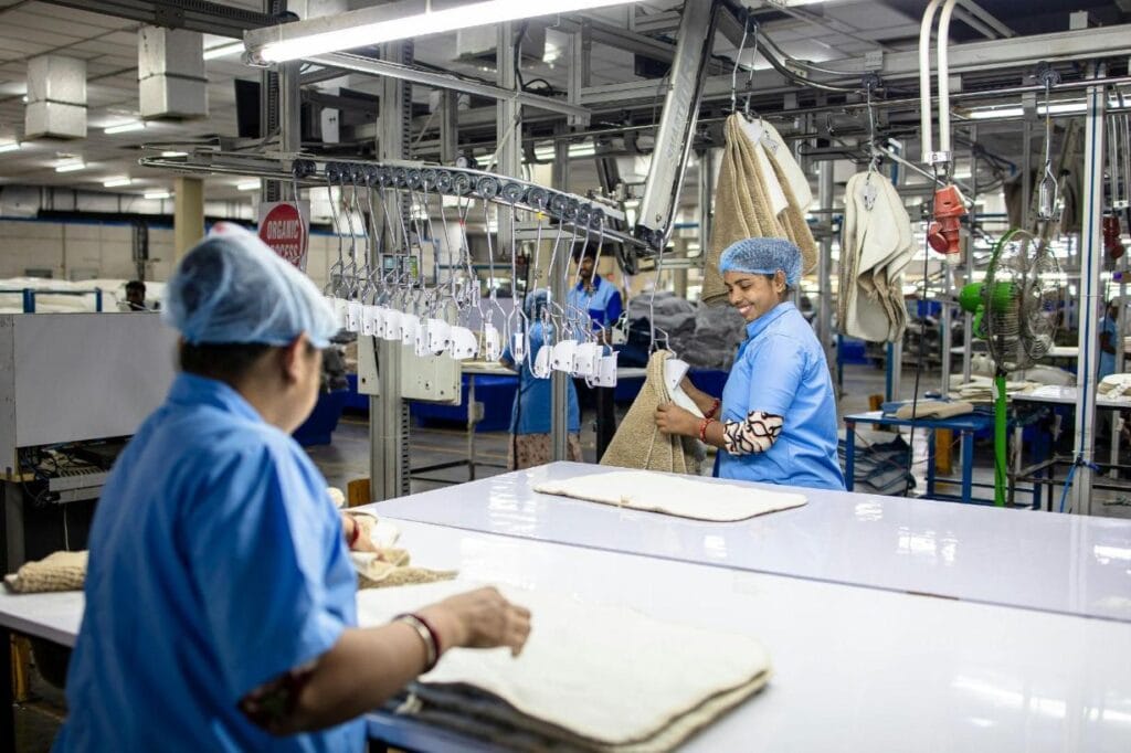 Things to know before partnering with a clothing manufacturer