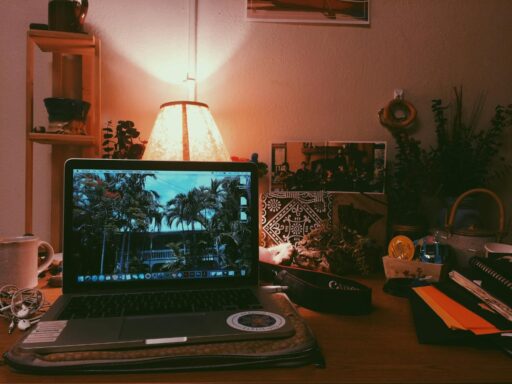 Useful tools for writing an essay
