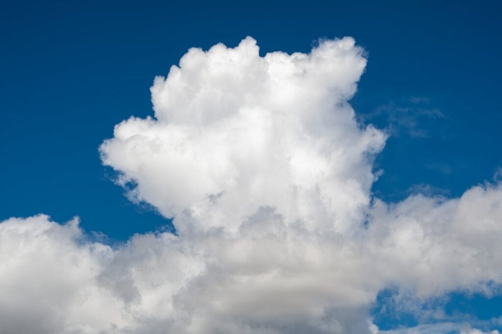 Captions for cloud pictures Captions for cloud pictures