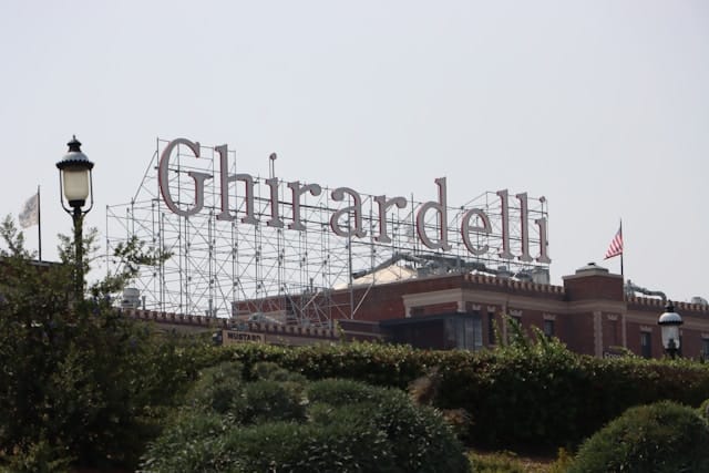 Ghirardelli square Ghirardelli square