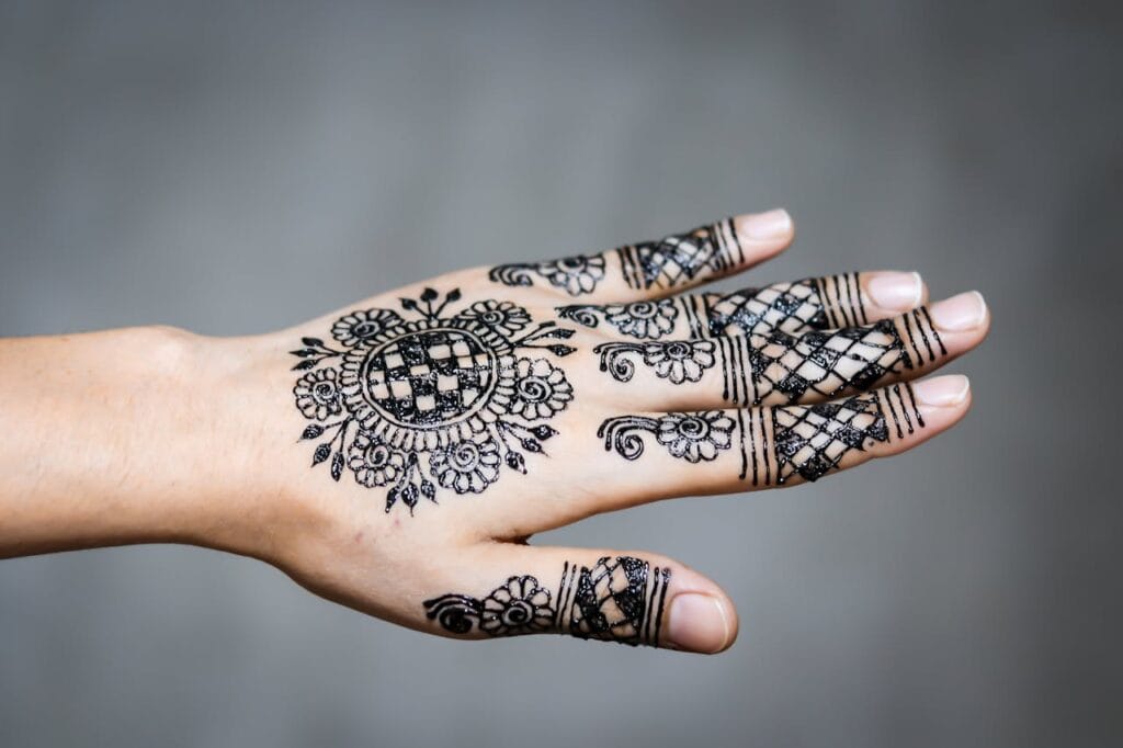 Songs for mehndi dance