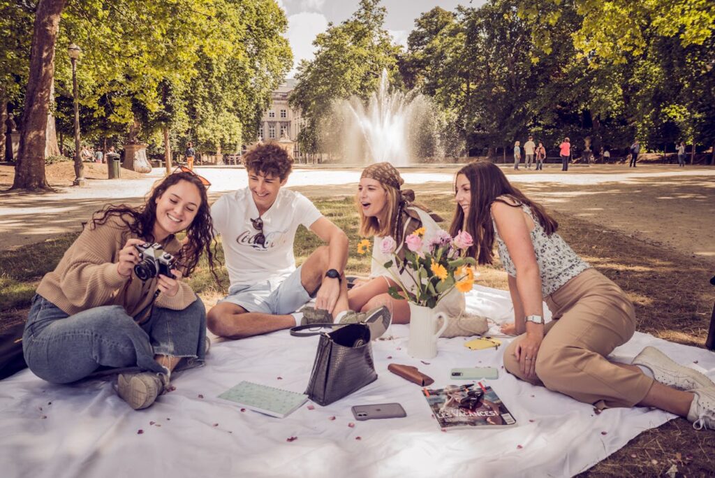 Coolest whatsapp group names for cousins