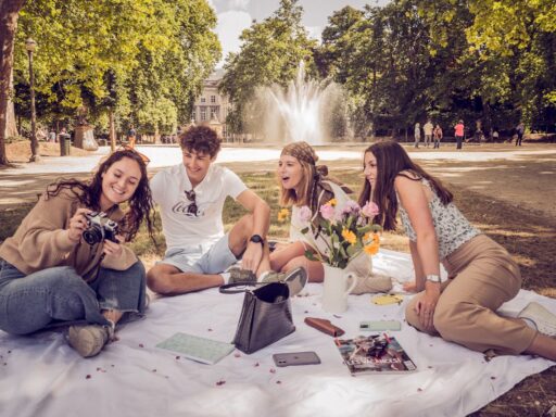 Coolest whatsapp group names for cousins