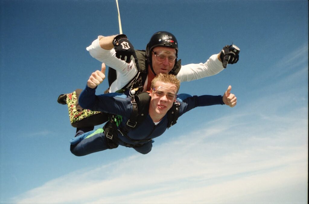 Instagram captions for sky diving photos Instagram captions for sky diving photos