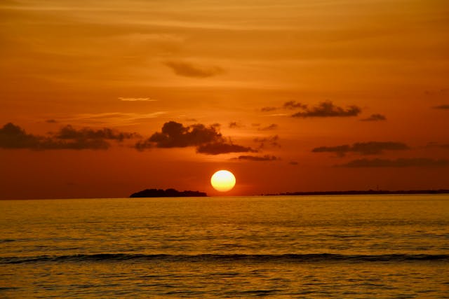 Aesthetic sunset captions for instagram