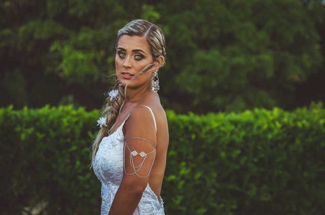 Gorgeous bride comments Gorgeous bride comments