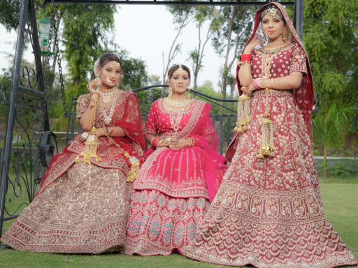 Aesthetic comments for lehenga photos Aesthetic comments for lehenga photos