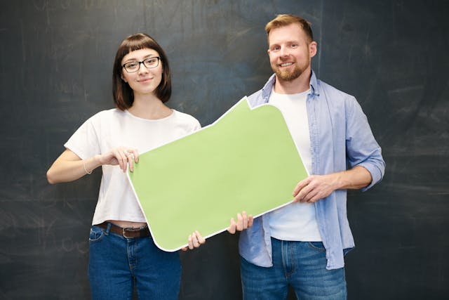 Why commenting on a girl’s pic matters more than you think