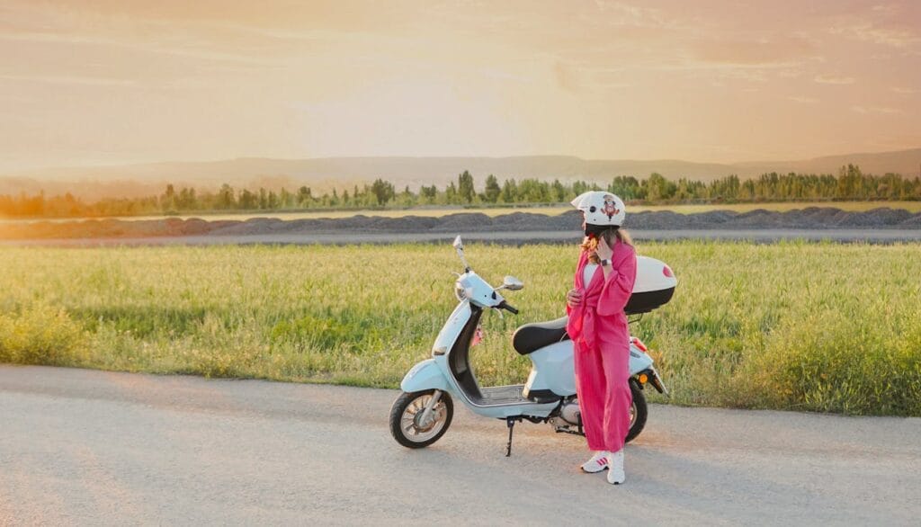 Electric scooty features