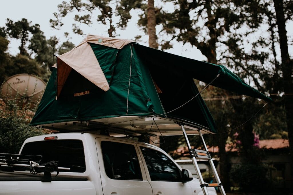 Roof top tent
