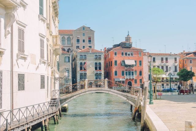 Best venice captions for instagram