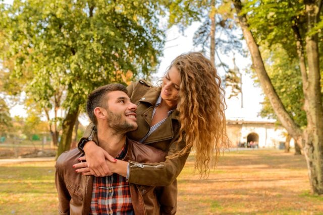 Short romantic comments for husband Short romantic comments for husband
