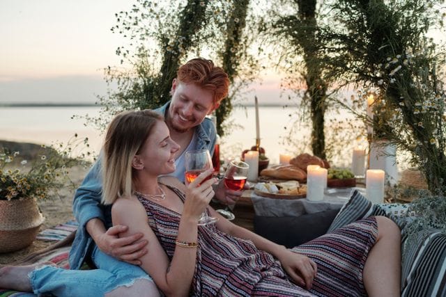 Beautiful comments for couple vacation posts Beautiful comments for couple vacation posts