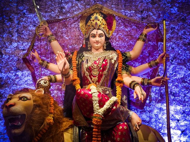 Cute comments for navratri photos Cute comments for navratri photos