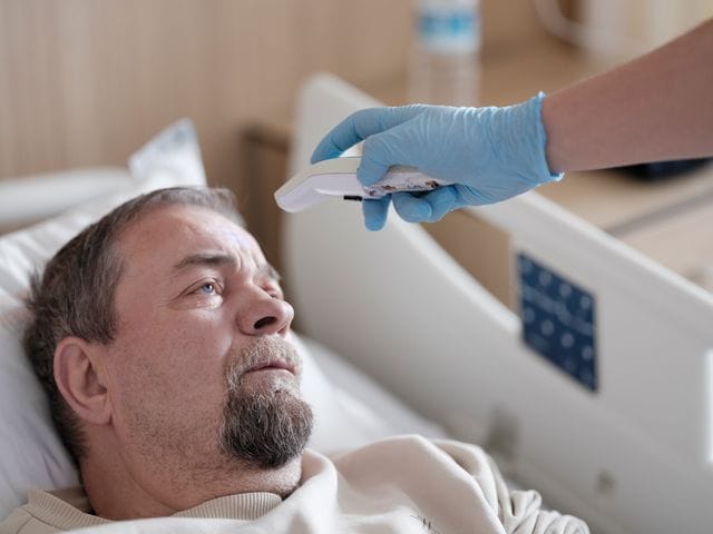 Emotional messages for your father&rsquo;s recovery