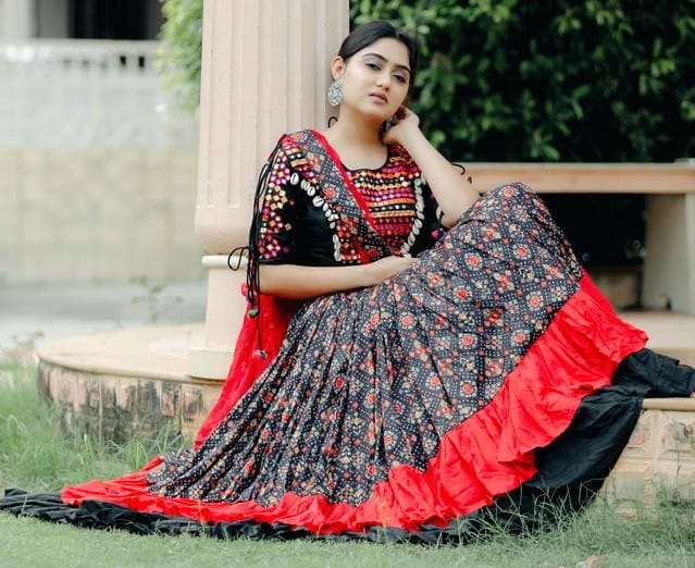 Navratri lehenga captions Navratri lehenga captions