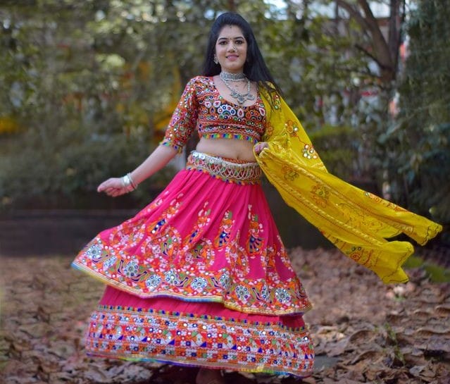 Stylish navratri look captions Stylish navratri look captions